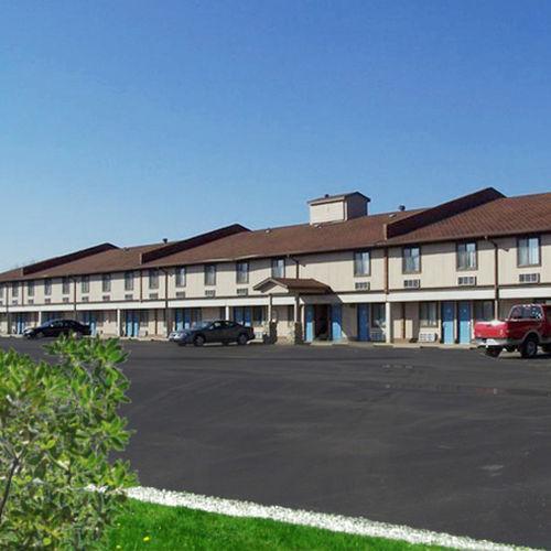 Super 8 By Wyndham Fort Scott Buitenkant foto