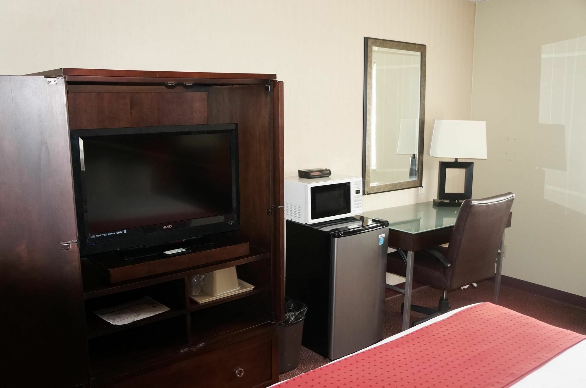 Super 8 By Wyndham Fort Scott Buitenkant foto